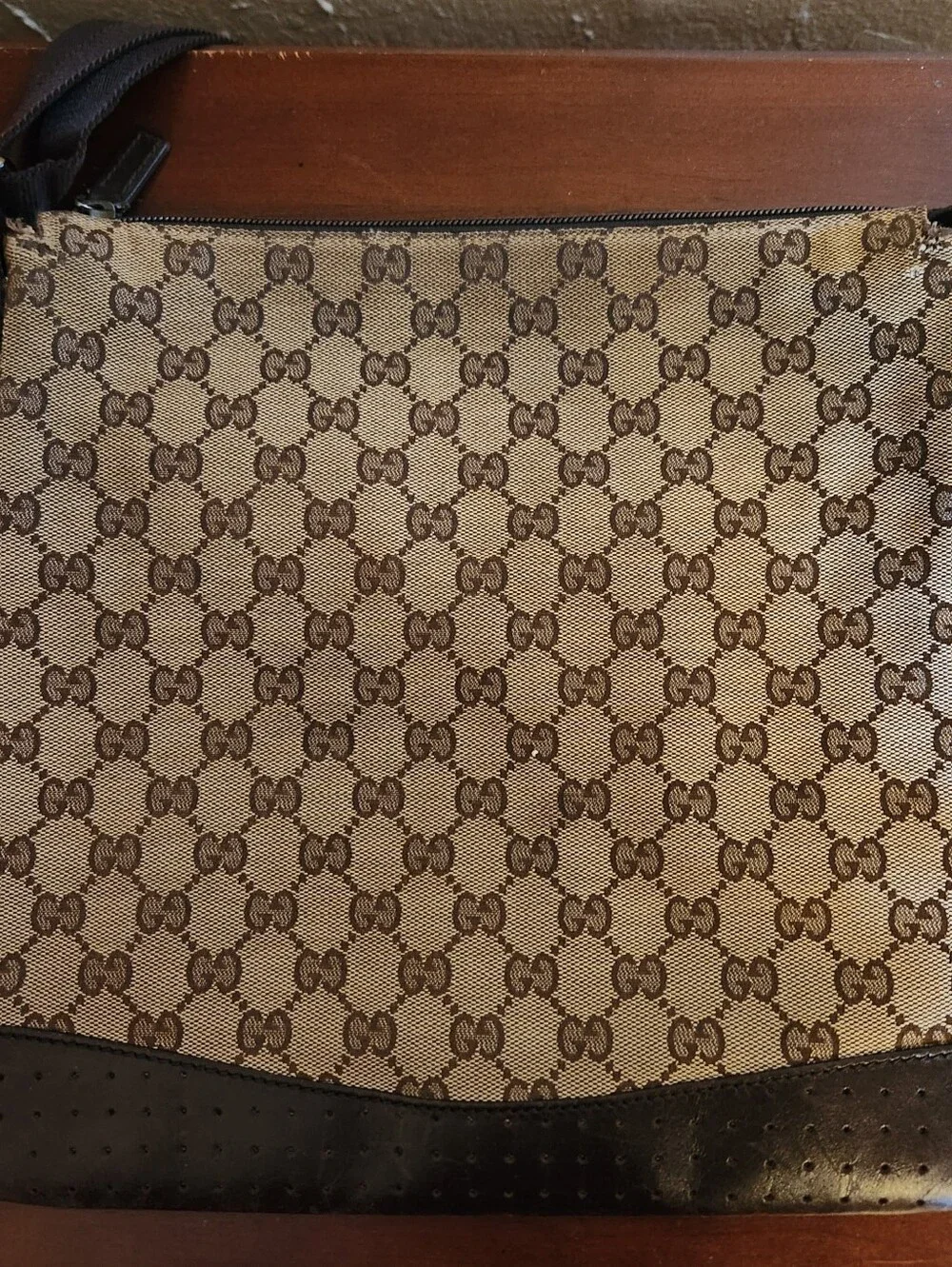 Gucci authentic tote